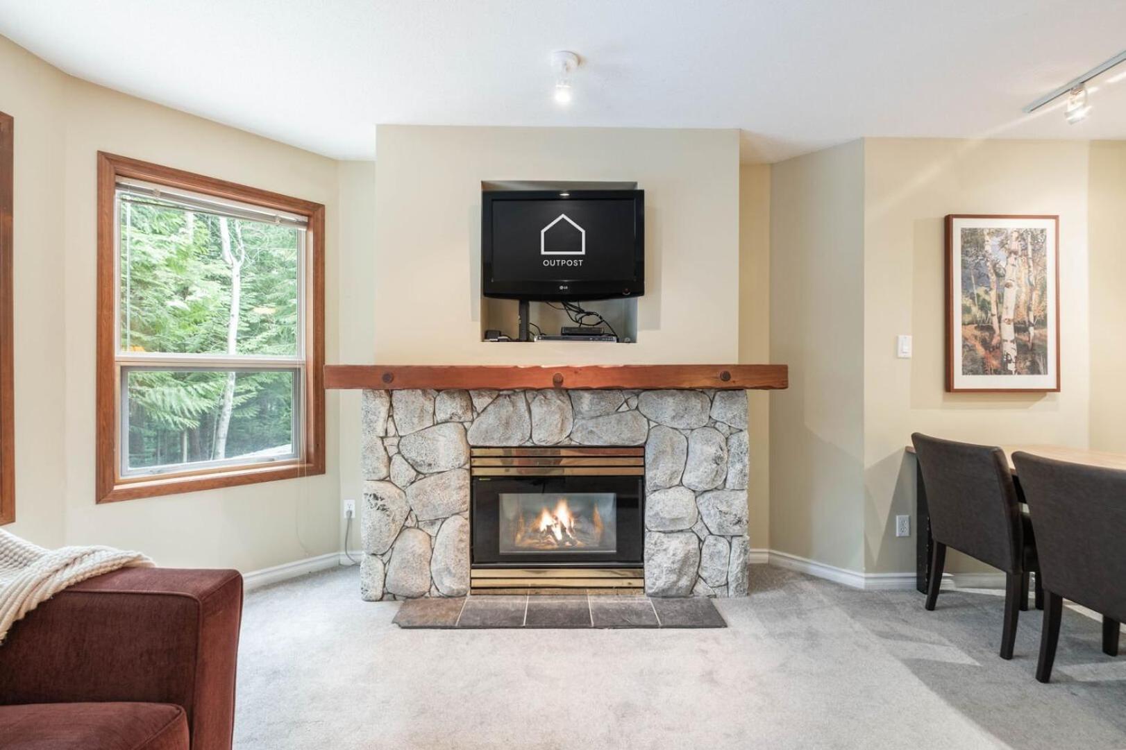Villa The Aspens By Outpost Whistler Esterno foto